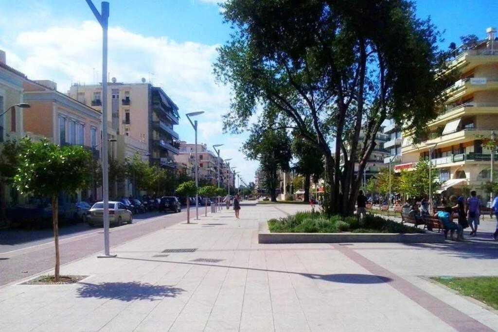 Stylish River Flat, Near The Center And The Beach Apartment Kalamata Exterior photo